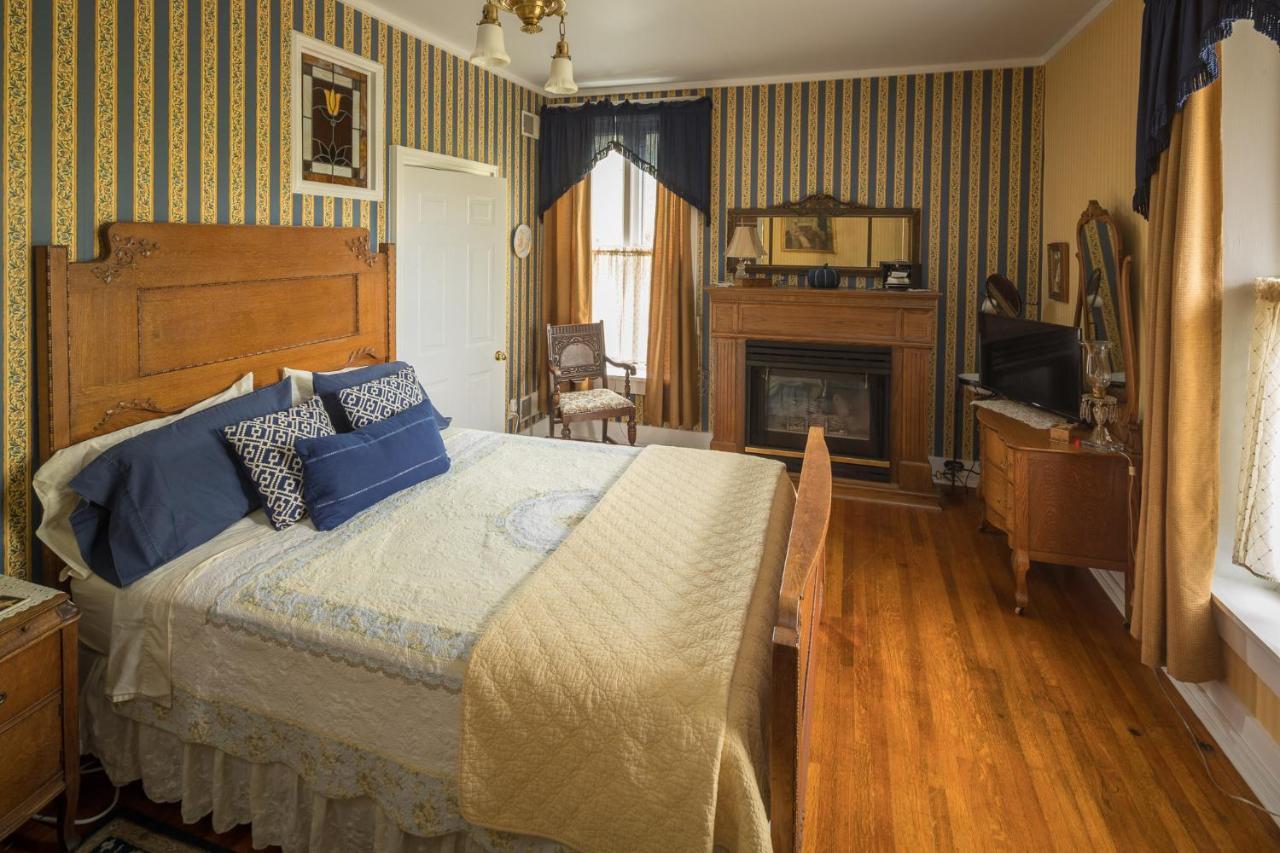 مبيت وإفطار غالينا The Steamboat House المظهر الخارجي الصورة